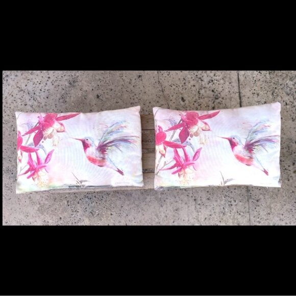 Connie Haley Watercolor Hummingbirds Climaweave Indoor/Outdoor Toss Pillows - Picture 5 of 7
